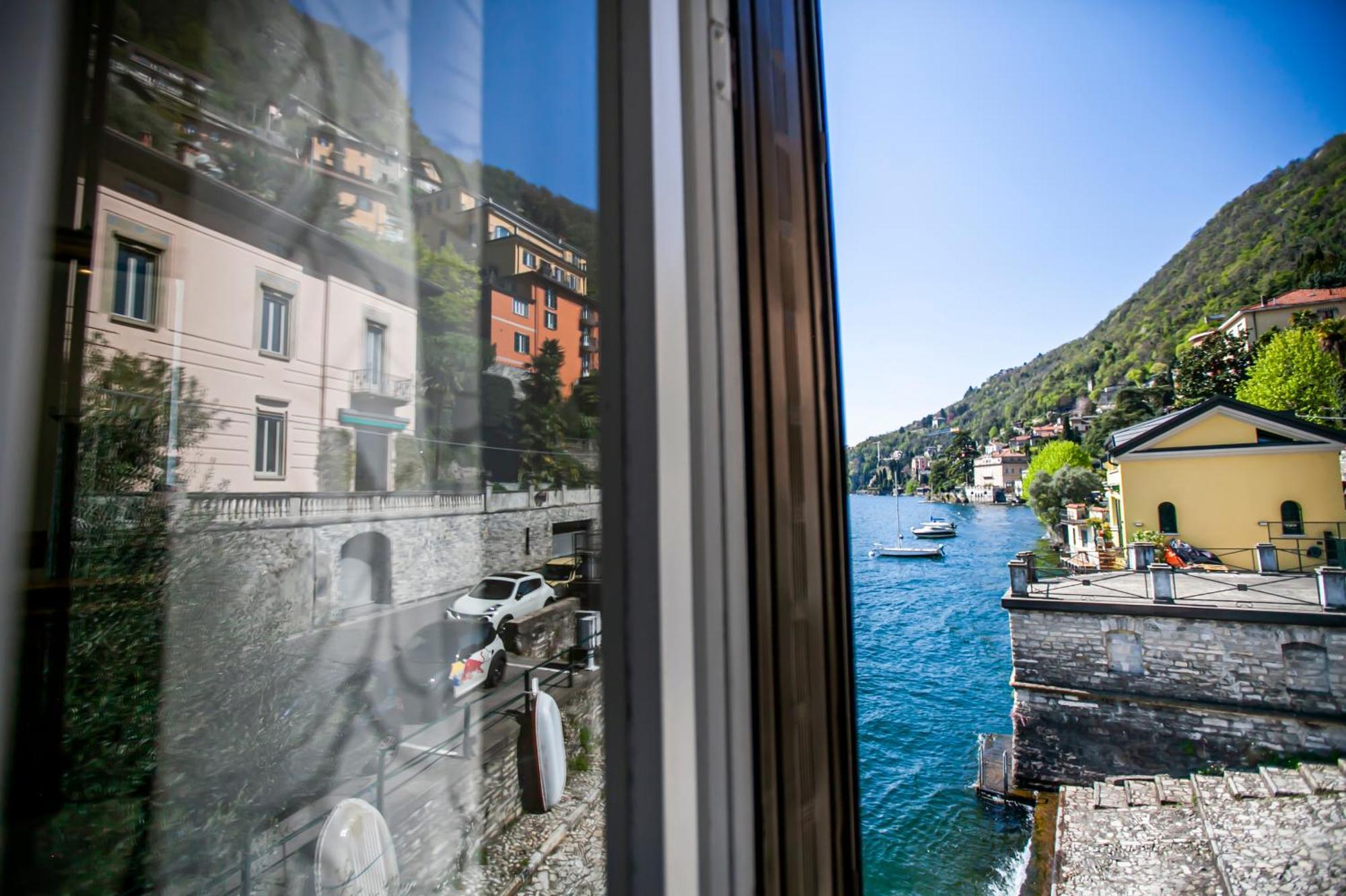 Darsena Di Riva Grande Moltrasio Exterior foto