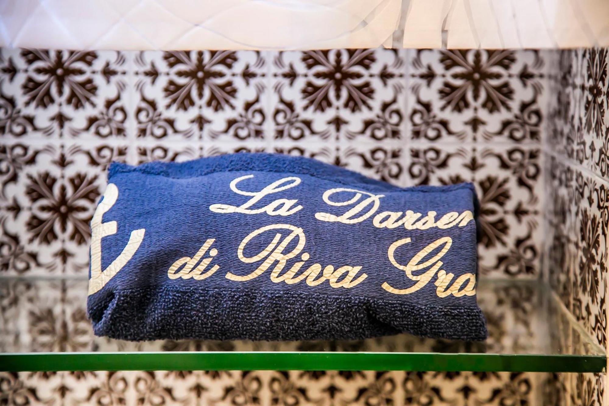 Darsena Di Riva Grande Moltrasio Exterior foto